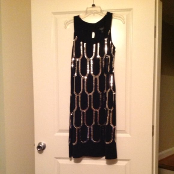 BLACK & SILVER SEQUINED COCKTAIL DRESS - SIZE 14W - Picture 1 of 4